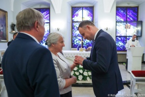 prezydent duda przyjmuje relikwie księdza popiełuszki